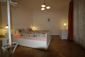 Отель Apartment No 0A Anenska 13 - Stare Mesto  Прага